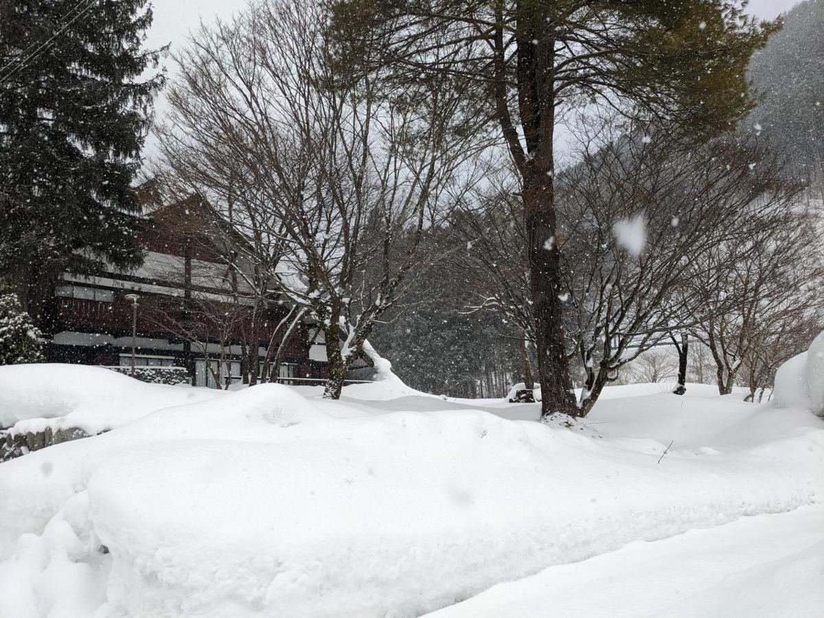 מינקמי Tanigawa Valley Lodge & Coffee Roastery מראה חיצוני תמונה
