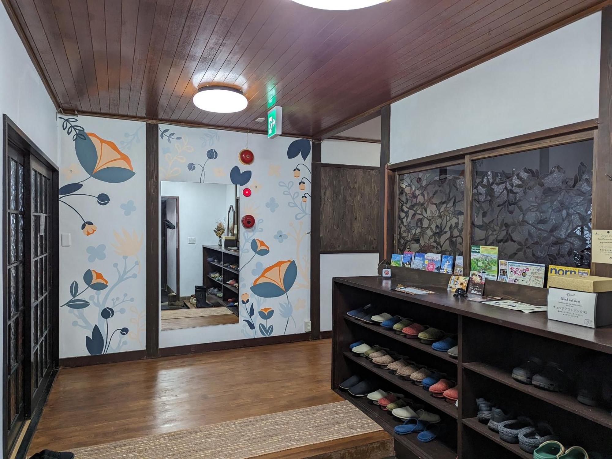 מינקמי Tanigawa Valley Lodge & Coffee Roastery מראה חיצוני תמונה